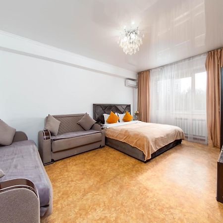 Apartment Оn Makatayeva 5 B Almaty Eksteriør bilde